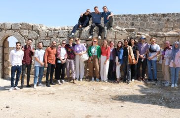 Volunteer Opportunities in Palestine: Teaching English, Human Rights and Refugee Support